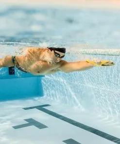 FINIS Forearm Fulcrum -Swimming Race Suits Shop 1.05.028 image usage senior 29