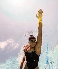 FINIS Forearm Fulcrum -Swimming Race Suits Shop 1.05.028 image usage senior 3