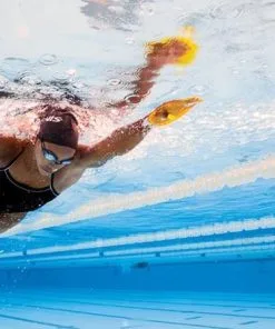 FINIS Agility Floating Paddle 11 FINIS Agility Floating Paddle -Swimming Race Suits Shop 1.05.145 image usage 10